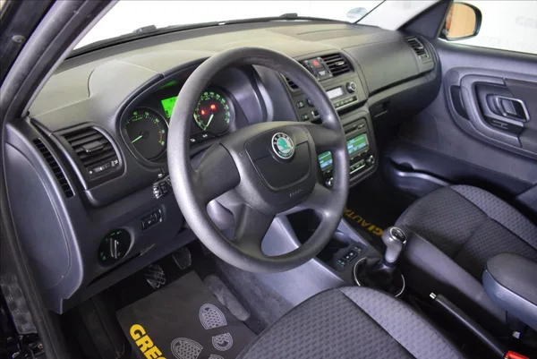 Škoda Roomster 1,2 TSi SUPER VÝBAVA,PO STK - foto 10