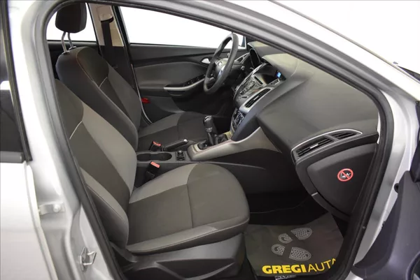 Ford Focus 1,6 i PO STK,TOP STAV - foto 5