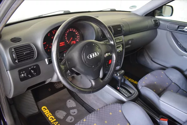 Audi A3 1,6 i AUTOMAT,PO STK - foto 8