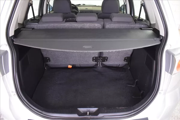 Mazda 2 1,4 i PO SERVISU,SUPER STAV - foto 12