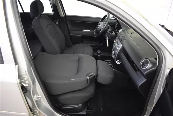 Mazda 2 1,4 i PO SERVISU,SUPER STAV - foto 17