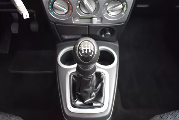 Mazda 2 1,4 i PO SERVISU,SUPER STAV - foto 20