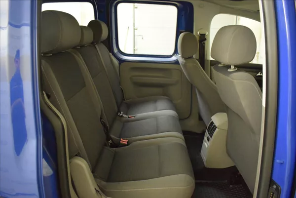 Volkswagen Caddy 1,9 TDi LIFE 7MÍST,PR.SERVIS - foto 13