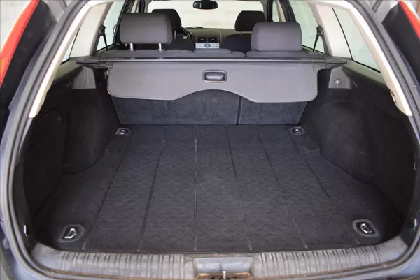 Ford Mondeo 1,8 i - foto 13