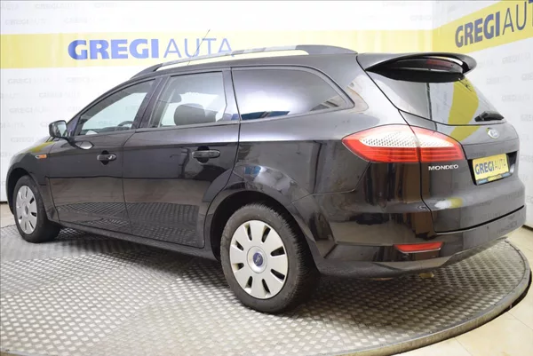 Ford Mondeo 2,0 TDCi - foto 11
