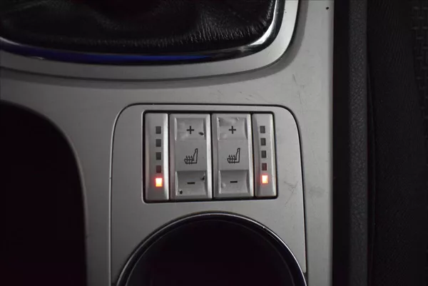 Ford Mondeo 2,0 TDCi - foto 24
