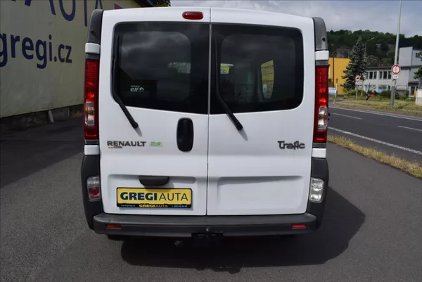 Renault Trafic 2,0 DCi LONG,TAŽNÉ - foto 4