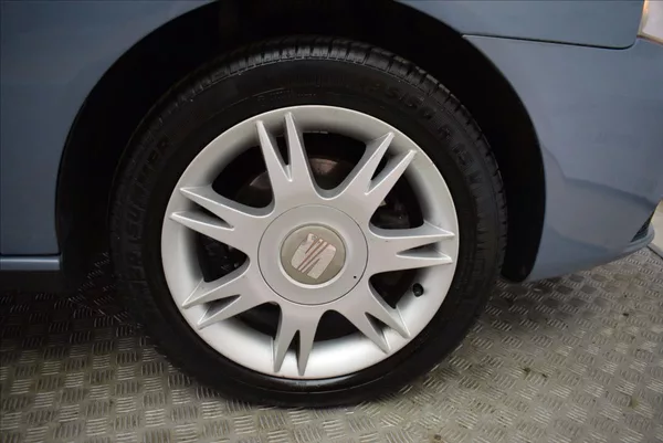 Seat Ibiza 1,4 i PO SERVISU,SUPER STAV - foto 7