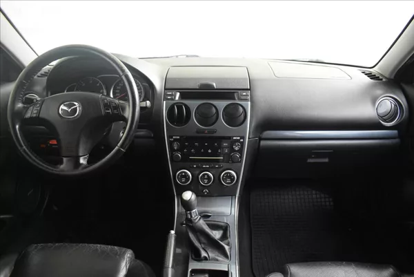 Mazda 6 2,0 MZR-CD PLNÁ VÝBAVA,SUPER S - foto 14