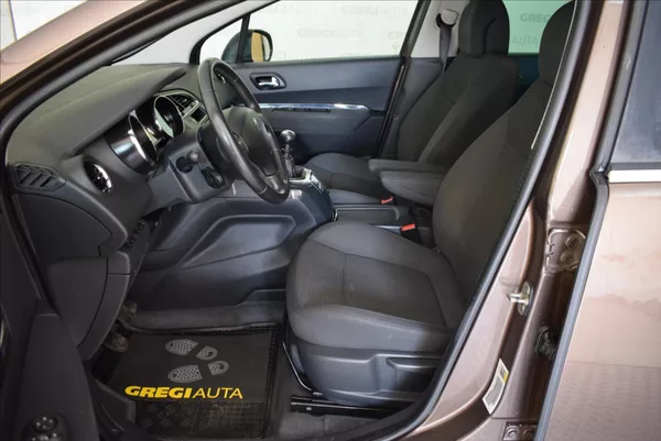 Peugeot 5008 1,6 HDi 1.MAJITEL,TOP STAV - foto 13