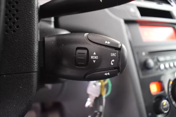 Peugeot 5008 1,6 HDi 1.MAJITEL,TOP STAV - foto 24