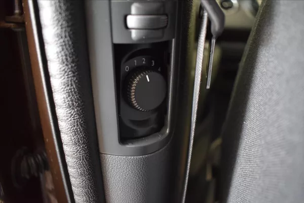 Peugeot 5008 1,6 HDi 1.MAJITEL,TOP STAV - foto 27