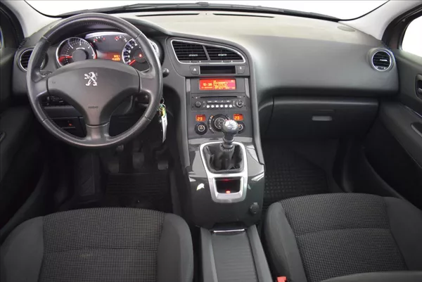 Peugeot 5008 1,6 HDi 1.MAJITEL,TOP STAV - foto 29