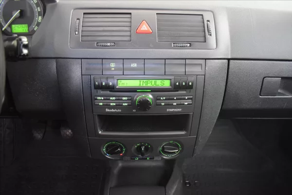 Škoda Fabia 1,4 i PO SERVISU,BEZ KOROZE - foto 15