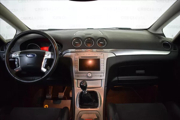 Ford S-MAX 2,5 i PLNÁ VÝBAVA - foto 23