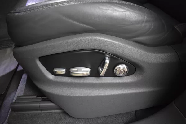 Porsche Cayenne 3,0 V6 TOP STAV,BOSE - foto 27