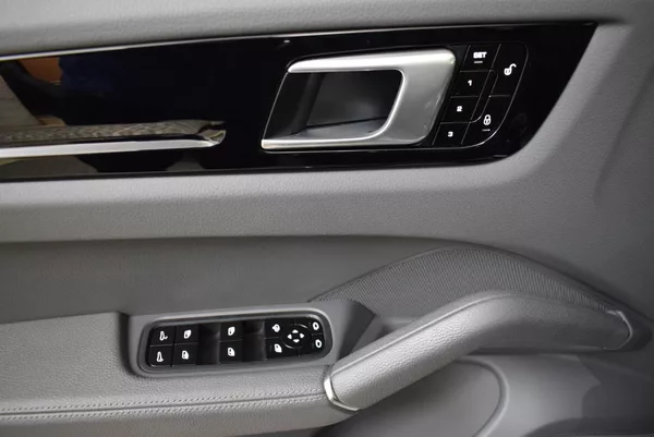 Porsche Cayenne 3,0 V6 TOP STAV,BOSE - foto 30