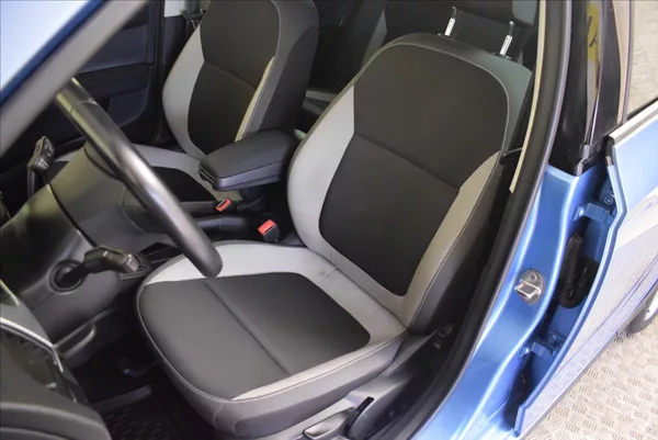 Škoda Fabia 1,0 TSi SCOUT LINE,TOP STAV - foto 13