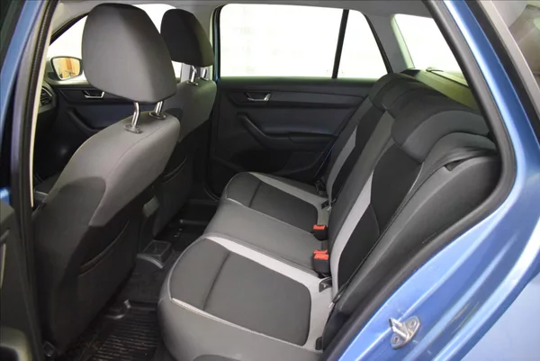 Škoda Fabia 1,0 TSi SCOUT LINE,TOP STAV - foto 15