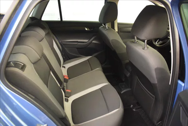 Škoda Fabia 1,0 TSi SCOUT LINE,TOP STAV - foto 17