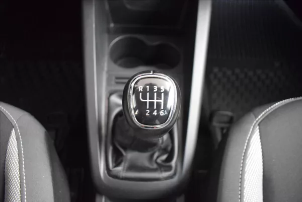 Škoda Fabia 1,0 TSi SCOUT LINE,TOP STAV - foto 25