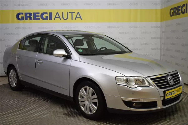 Volkswagen Passat 2,0 FSI HIGHLINE,PR.SERVIS - foto 2