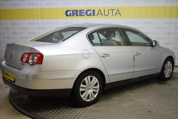 Volkswagen Passat 2,0 FSI HIGHLINE,PR.SERVIS - foto 6