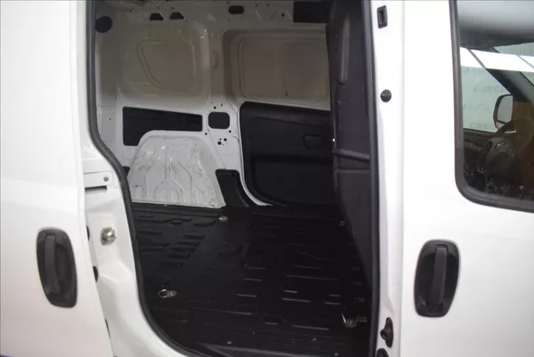 Opel Combo 1,3 CDTi PO SERVISU,PO STK - foto 12