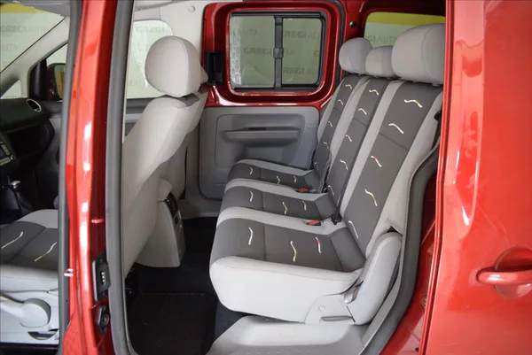 Volkswagen Caddy 1,4 i LIFE PO SERVISU,FAMILY - foto 11