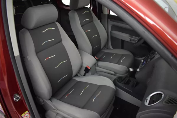 Volkswagen Caddy 1,4 i LIFE PO SERVISU,FAMILY - foto 14