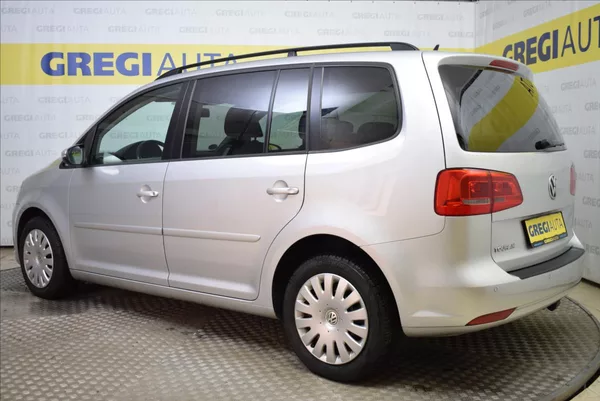 Volkswagen Touran 1,4 TSi PO SERVISU,7MÍST - foto 6