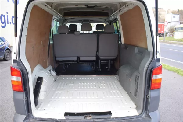 Volkswagen Transporter 2,5 TDi L2H2 5MÍST,PO STK - foto 4