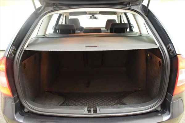 Škoda Octavia 1,8 TSi 4x4,PR.SERVIS - foto 12