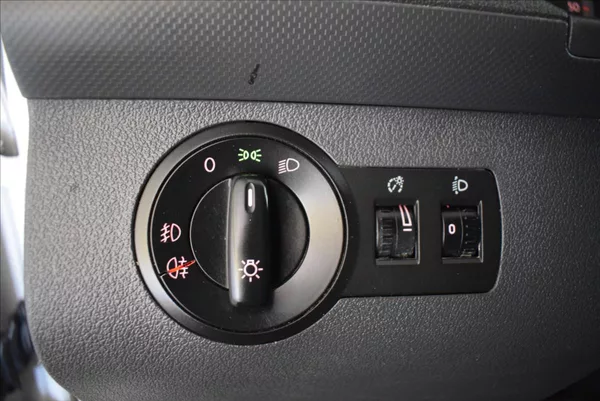 Volkswagen Caddy 1,9 TDi BEZ KOROZE,PR.SERVIS - foto 17