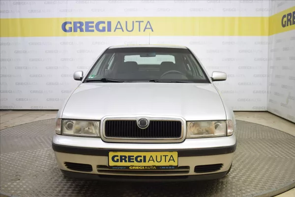 Škoda Octavia 1,6 i PO STK,PO SERVISU,1.MAJ.