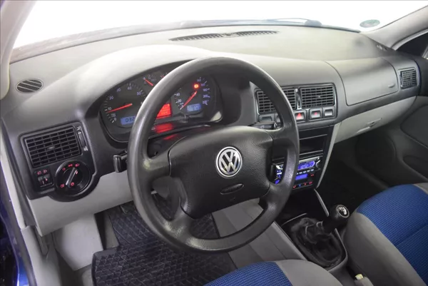 Volkswagen Golf 1,4 i EDITION PO STK - foto 4