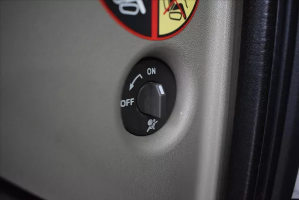 Renault Scénic 1,6 i AUTOMAT,SUPER STAV,PO TK - foto 19