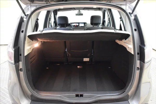 Renault Scénic 1,5 DCi AUTOMAT,SUPER STAV - foto 12