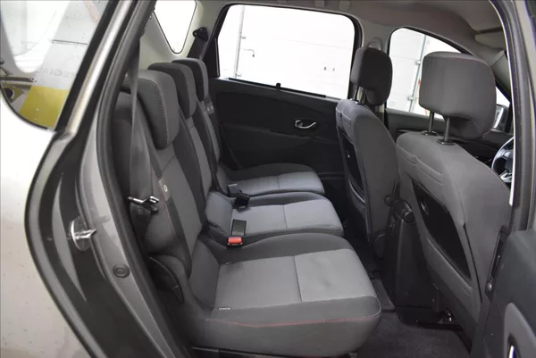 Renault Scénic 1,5 DCi AUTOMAT,SUPER STAV - foto 13