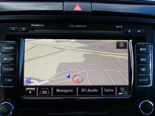 Škoda Superb 2,0 TDI 125kw 4x4 Laurin & Kl - foto 23