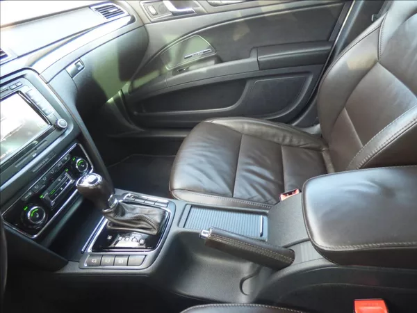 Škoda Superb 2,0 TDI 125kw 4x4 Laurin & Kl - foto 28