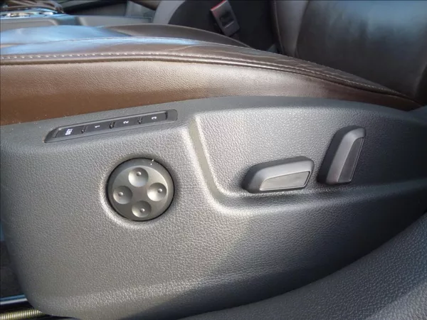 Škoda Superb 2,0 TDI 125kw 4x4 Laurin & Kl - foto 30