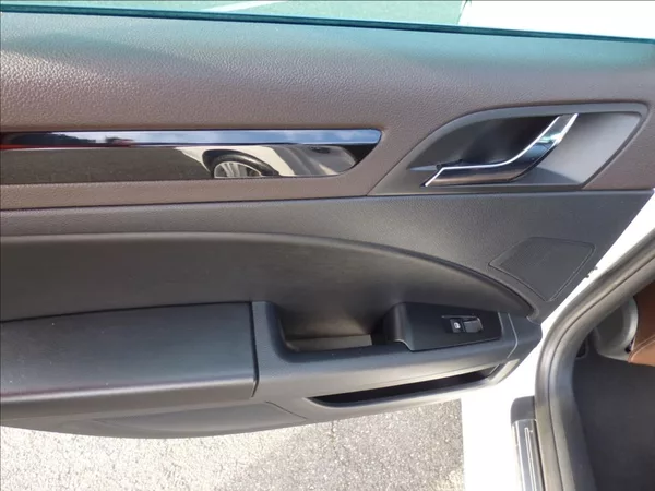 Škoda Superb 2,0 TDI 125kw 4x4 Laurin & Kl - foto 32