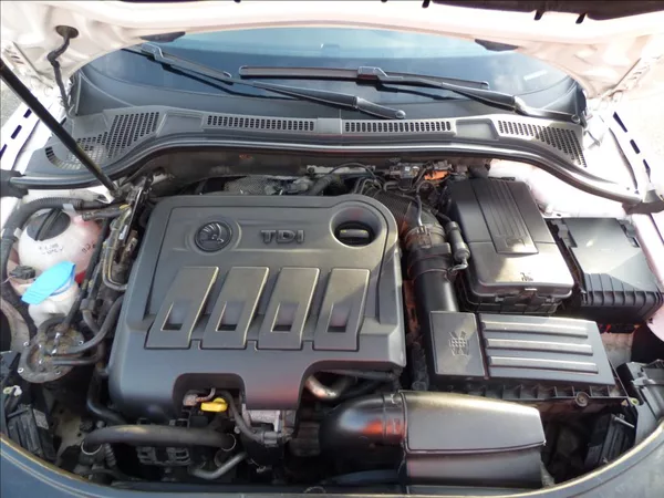 Škoda Superb 2,0 TDI 125kw 4x4 Laurin & Kl - foto 48