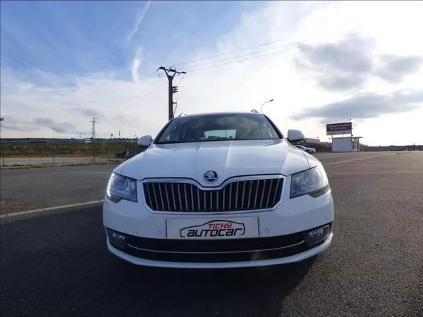 Škoda Superb 2,0 TDI 125kw 4x4 Laurin & Kl - foto 8