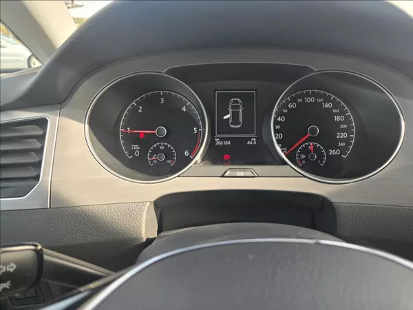 Volkswagen Golf Sportsvan 1,6 TDI 81KW Comfortline - foto 18