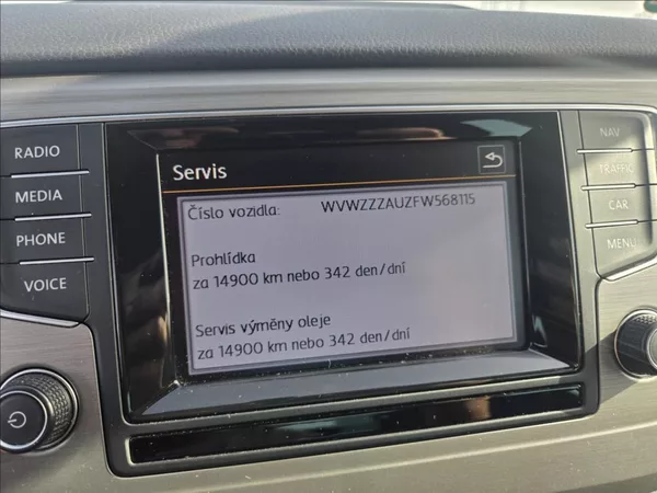 Volkswagen Golf Sportsvan 1,6 TDI 81KW Comfortline - foto 29