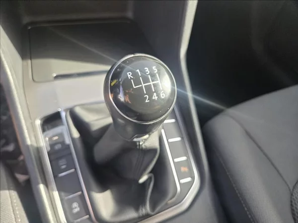 Volkswagen Golf Sportsvan 1,6 TDI 81KW Comfortline - foto 31