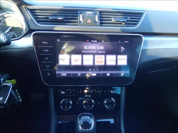 Škoda Superb 2,0 TDI DSG,Bi-Xenon,model 201 - foto 24