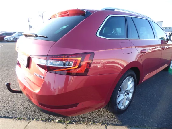 Škoda Superb 2,0 TDI DSG,Bi-Xenon,model 201 - foto 3